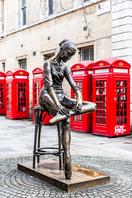 Ballerina Sculpture in Covent Garden