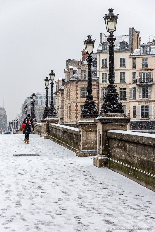 Snow in Paris