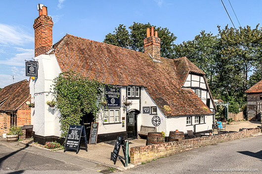 Pub in Goring, England