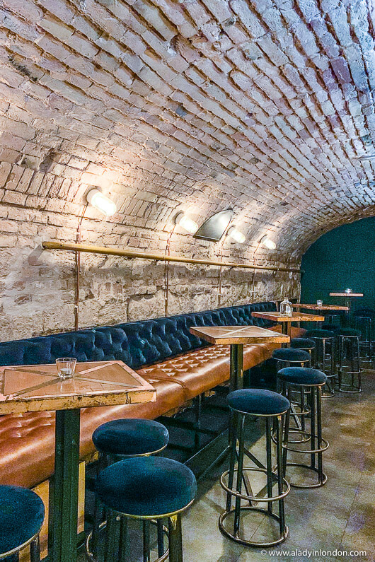 Hotsy Totsy, Budapest