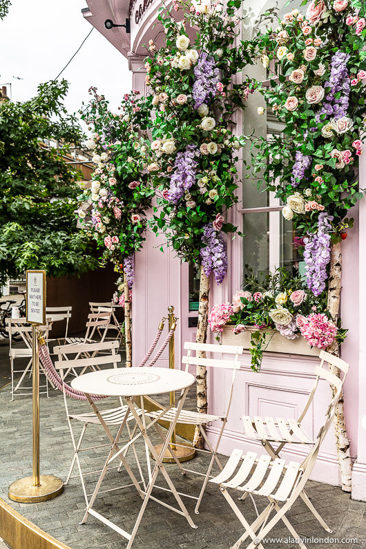 Cake shop on Elizabeth Street, London