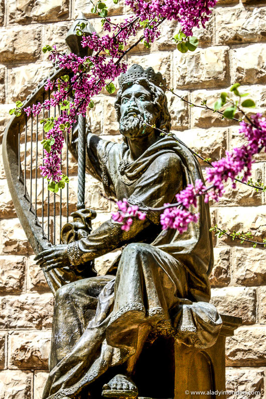 Statue in Jerusalem