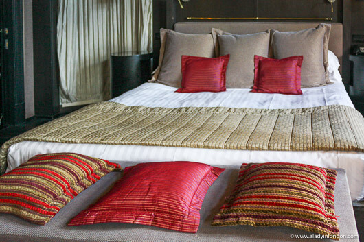 Bed at the Baglioni Hotel in London