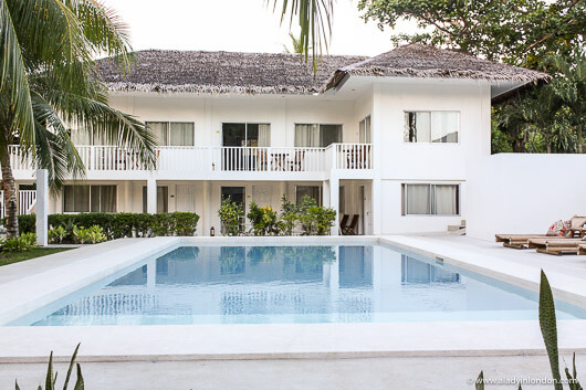Momo Beach House, Panglao