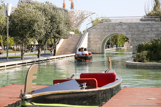 Gondolas, Baku