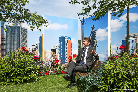 Matthew Barzun at the Hampton Court Palace Garden Festival