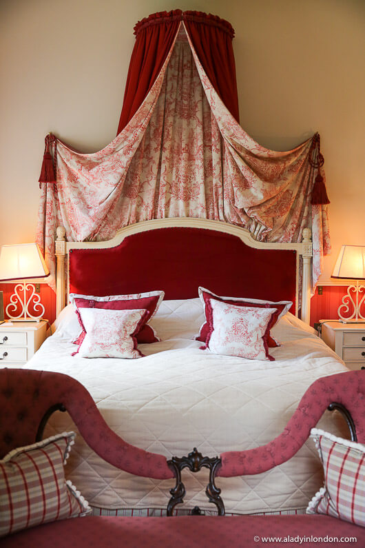 Abbaye de la Bussiere Room