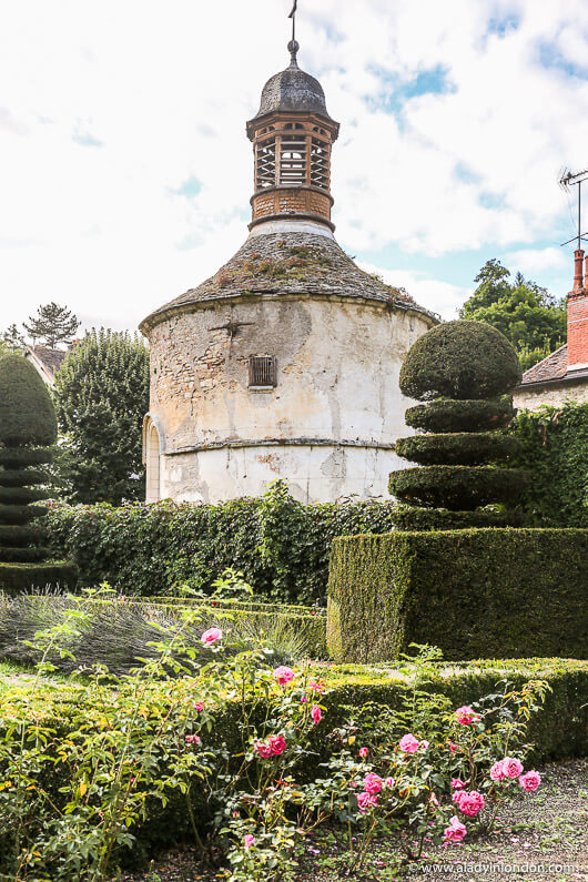 Abbaye de la Bussiere