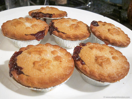 Mince pies at Christmas dinner in London