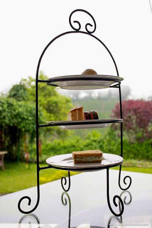 Afternoon tea at Ceylon Tea Trails in Sri Lanka