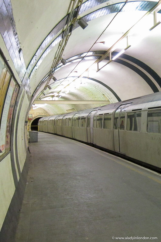 Train in the disused Aldwych tube station in London