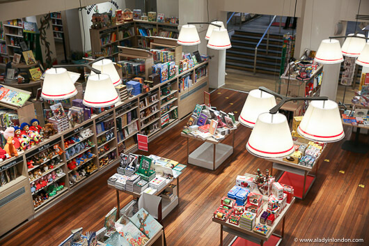 Foyles