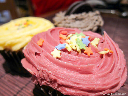Celebratory London cupcakes