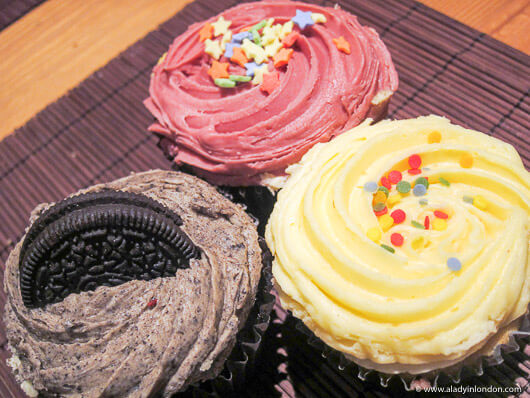 Cupcakes to celebrate living in London for 3 years