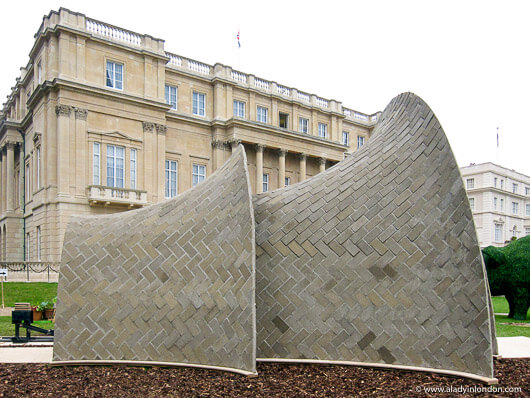 Sculpture at Lancaster House in London