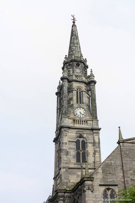 Church on the Royal Mile in Edinburgh, Scotland