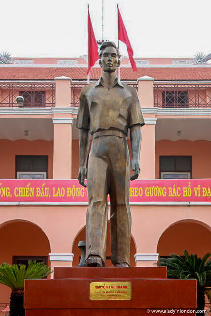 Statue outside of the Ho Chi Minh Museum in Vietnam