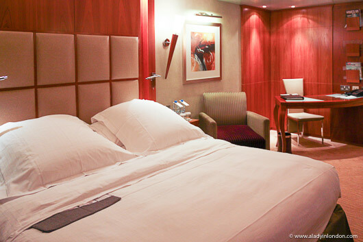 Hotel room for a one-day layover in Dubai
