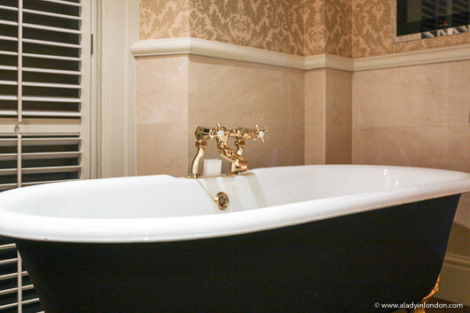 Bathtub in The Kensington Hotel
