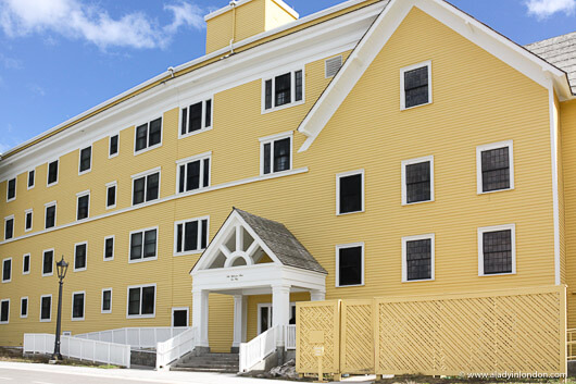 Lake Yellowstone Hotel