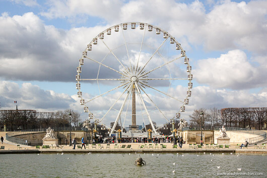 Ferris wheel in the Tuileries in Paris
