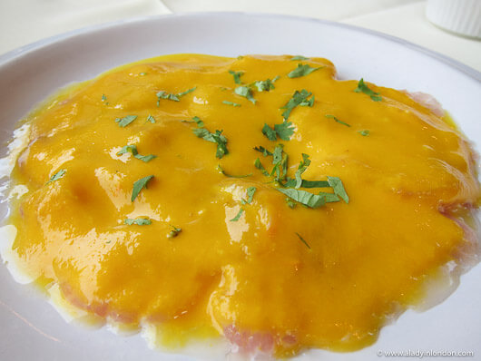 Tiradito de pescado at Las Brujas de Cachiche restaurant in Lima, Peru