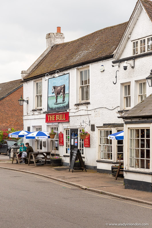 Theydon Bois Pub in Essex