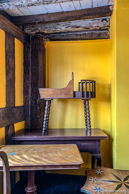 Antiques Shop in Ross-on-Wye in the Wye Valley