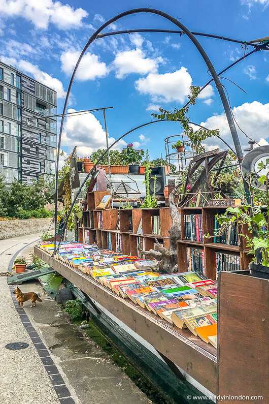 Canal Boat Bookshop, London