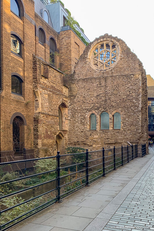 Winchester Palace, London