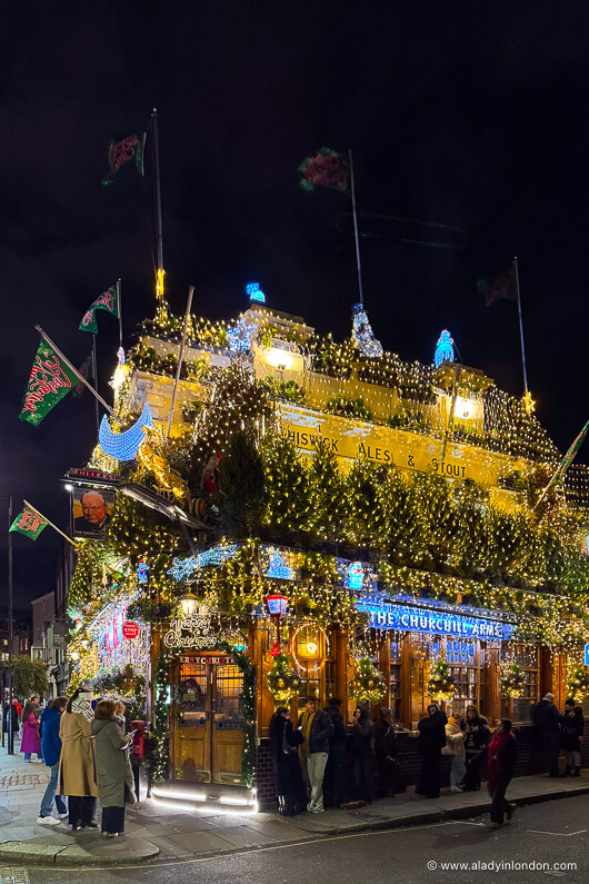 Churchill Arms Christmas