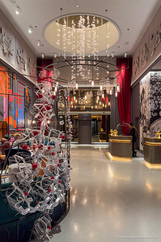 Liverpool Street hotel at Christmas