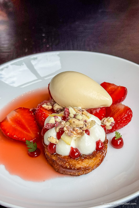 Strawberry dessert