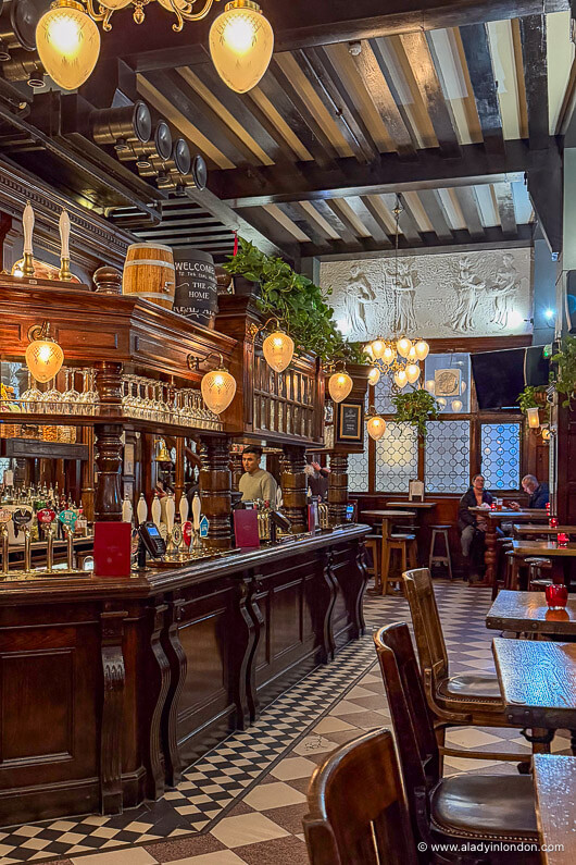 Pub interior on the Strand