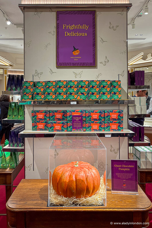 Fortnum and Mason Halloween display