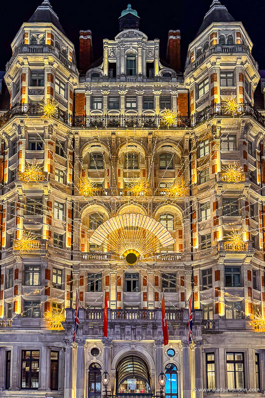 Knightsbridge hotel Christmas lights